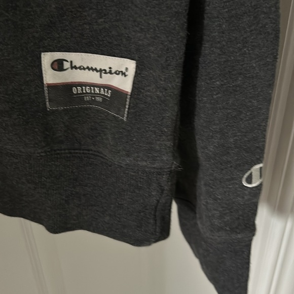 Appleby College Sweatshirt - Picture 6 of 6